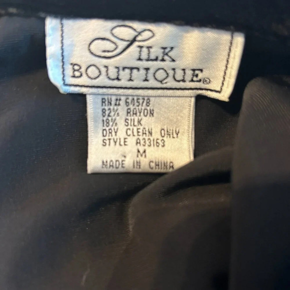 Black Velour 2 Pc Outfit Skirt Button Down Velvet Sz M Goth Vamp Fairy Suit Top - Picture 5 of 6